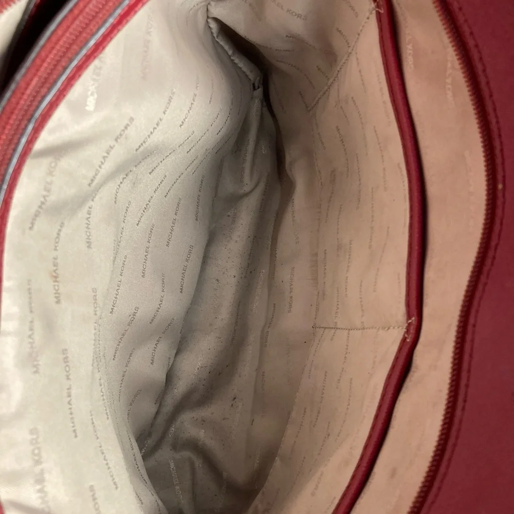 Michael Kors BURGANDY SIGNATURE Tote Bag